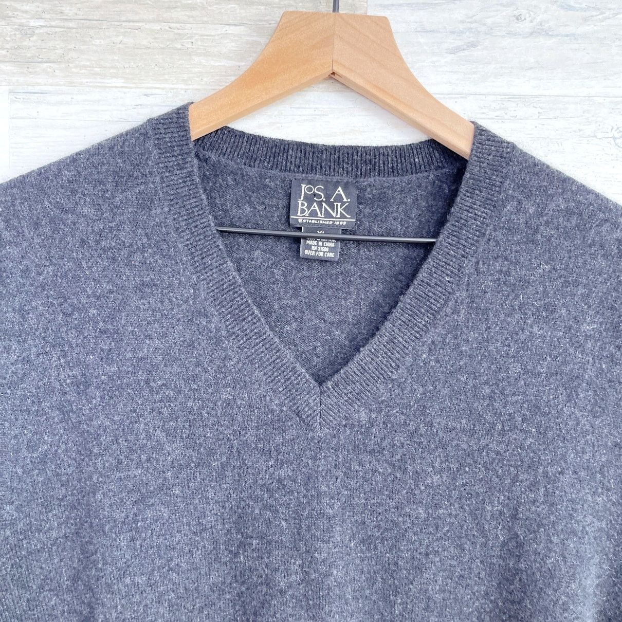 Jos. A. Bank Jos A Bank 100% Cashmere Sweater Vest Charcoal Mens XL Size US XL / EU 56 / 4 - 2 Thumbnail