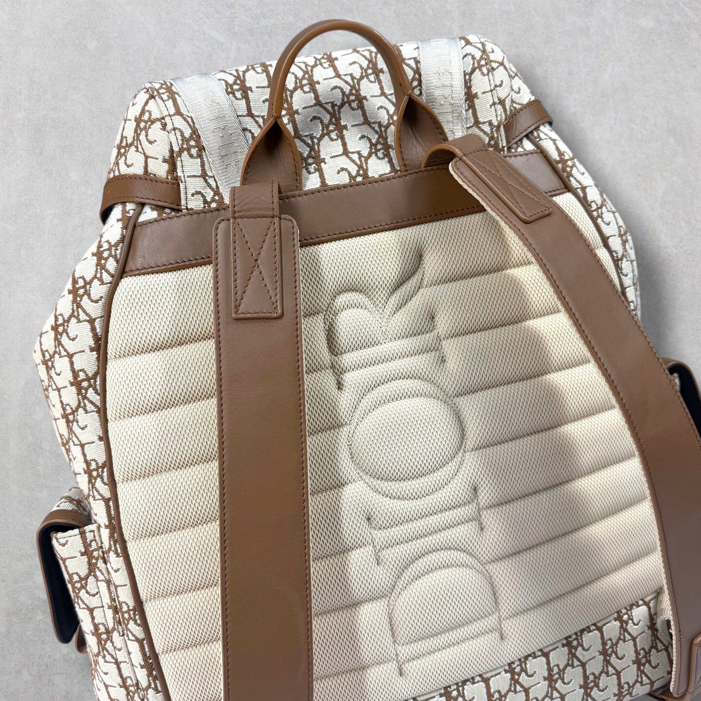 Dior Dior x Cactus Jack "Hit The Road" Backpack Coffee Size ONE SIZE - 6 Thumbnail