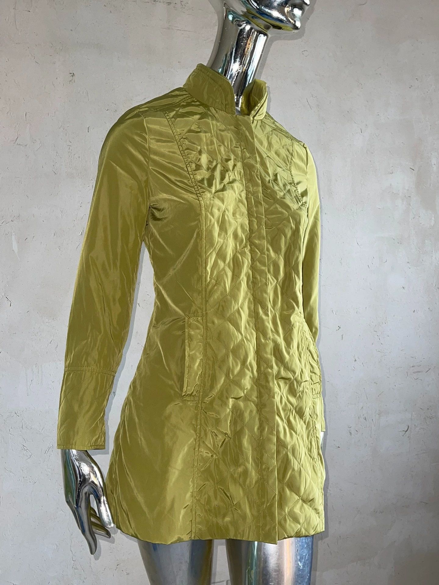 Prada Prada lime green shiny slim thin down stand collar jacket 40 Size S / US 4 / IT 40 - 2 Thumbnail