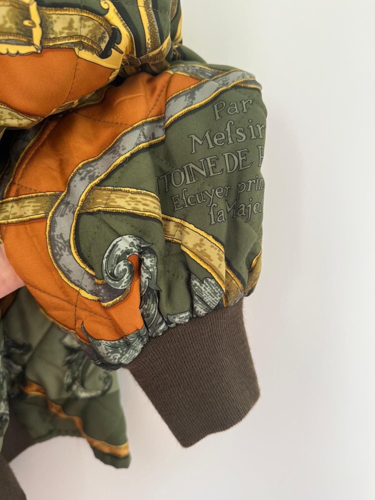 Hermes Vintage Hermes 80s Green Silk Reversible Bomber Jacket Size US M / EU 48-50 / 2 - 7 Thumbnail