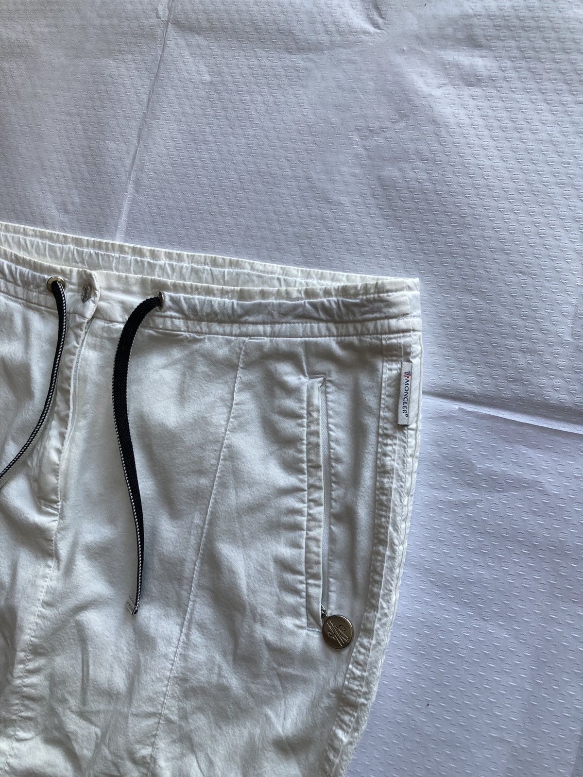 Moncler Moncler white MIDI skirt Size 28" / US 6 / IT 42 - 3 Thumbnail
