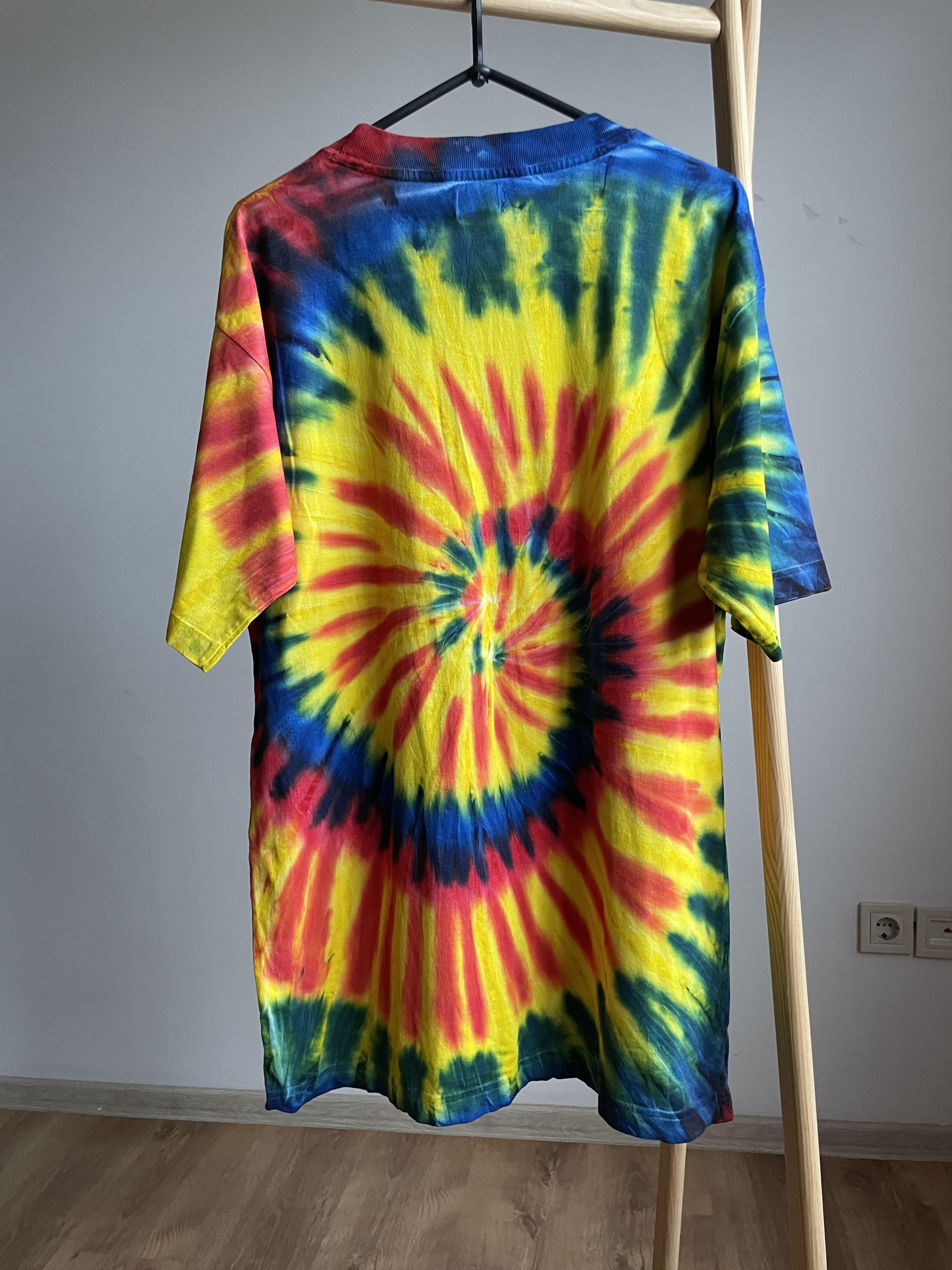 Vintage St. Kits West Indies Vintage 90's Tie Dye T-Shirt Size XL Size US XL / EU 56 / 4 - 2 Thumbnail