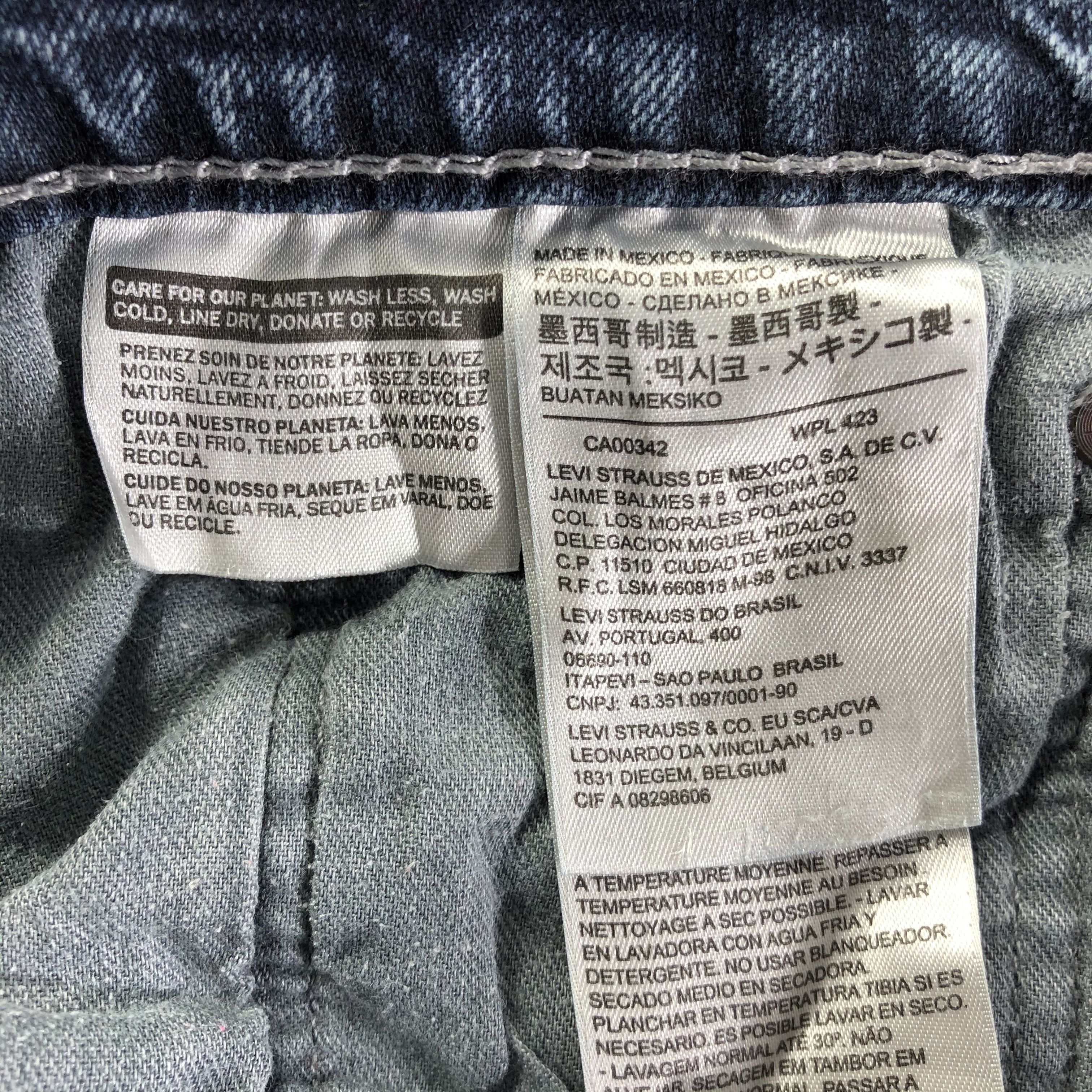 Levi's Vintage Levis 559 Jeans-J4375 Size US 33 - 10 Thumbnail