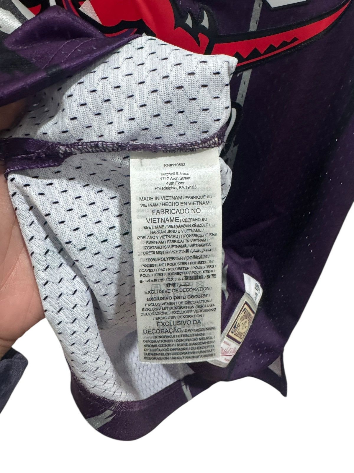 Playboi Carti Playboi Carti x Mitchell & Ness YVL Raptors Jersey Purple Size US M / EU 48-50 / 2 - 8 Thumbnail