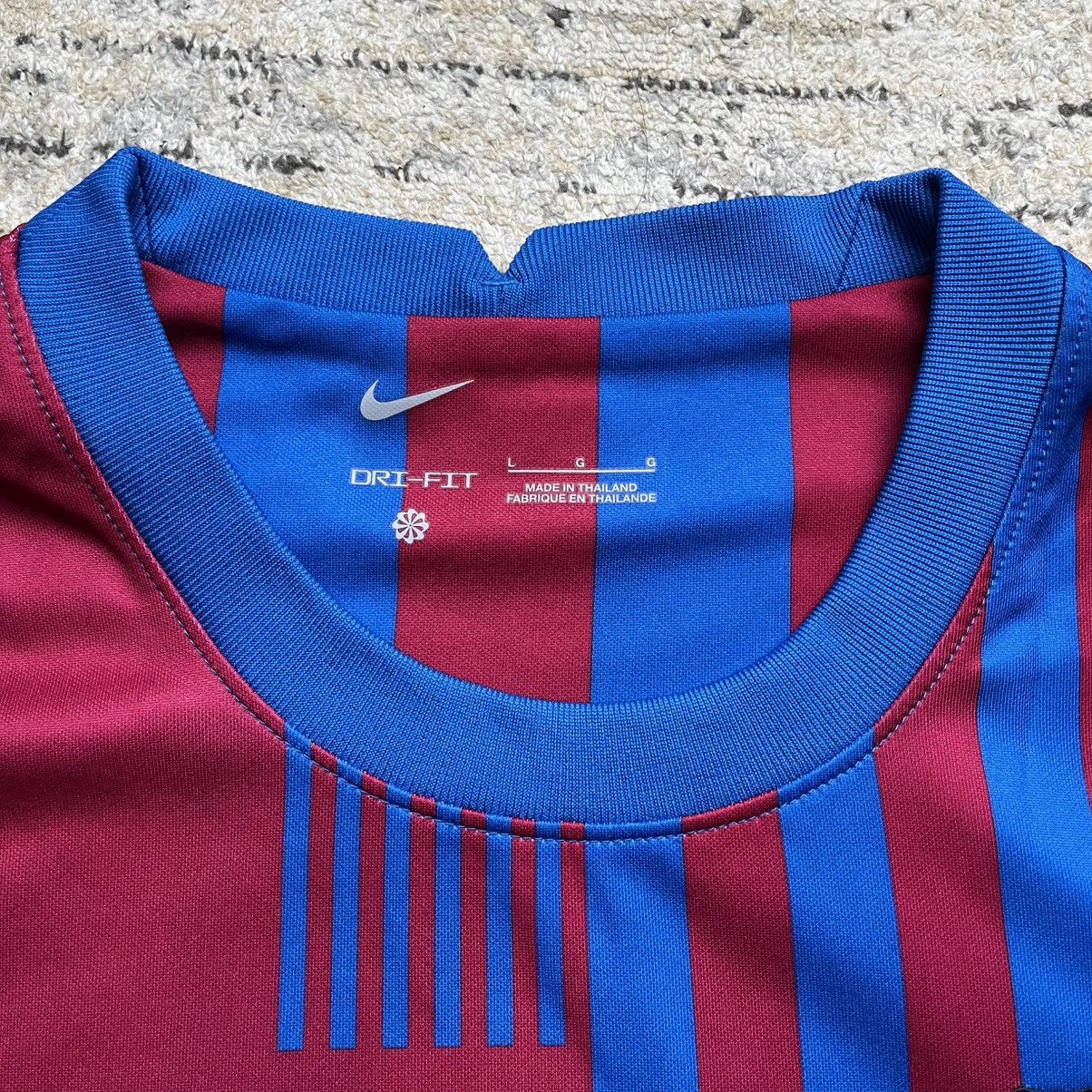 Nike Barcelona Home Jersey 2021/22 size L Size US L / EU 52-54 / 3 - 3 Thumbnail