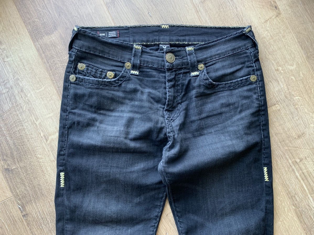 True Religion True Religion Geno No Flap Super T Relaxed slim jeans Size US 31 - 3 Thumbnail