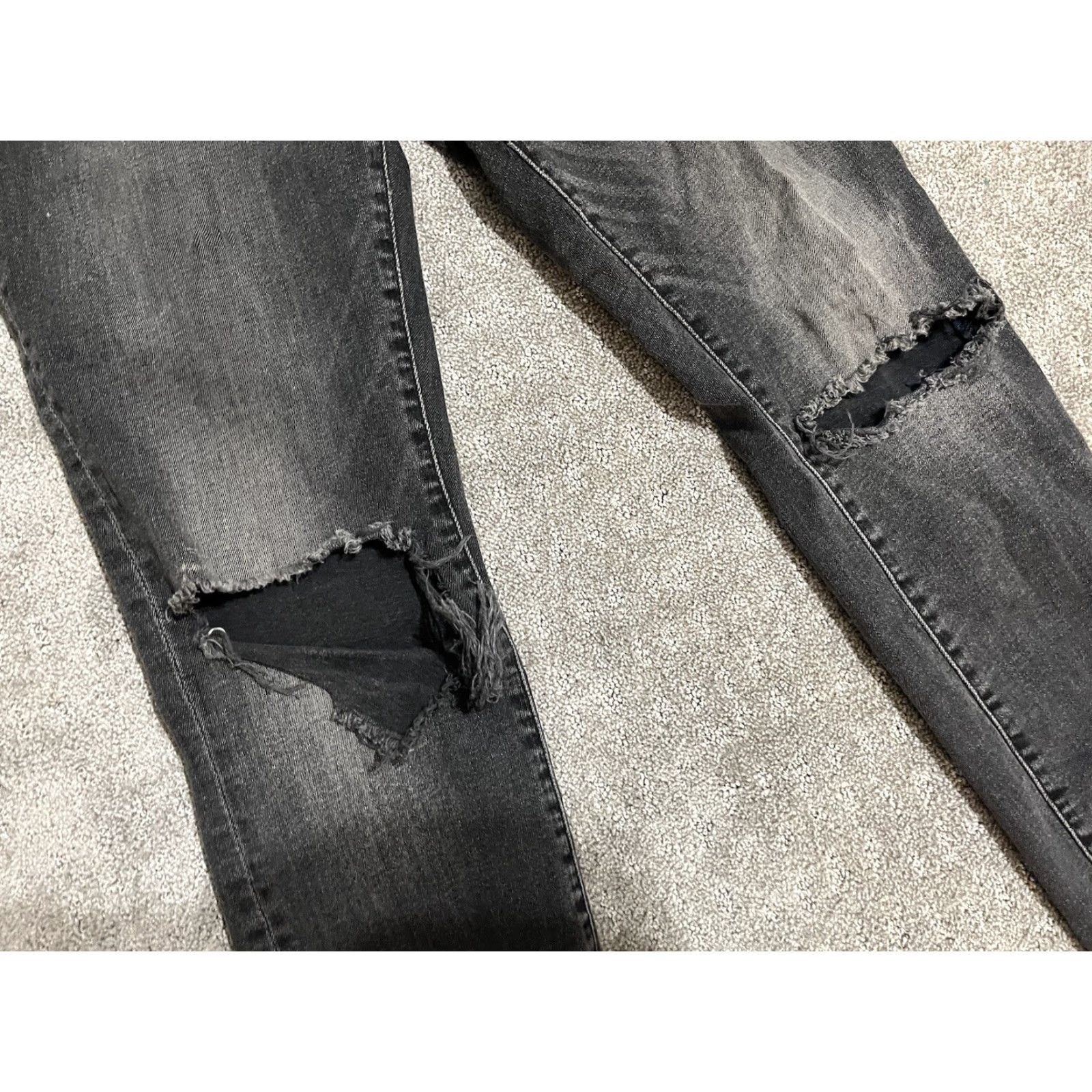 Tommy Hilfiger Tommy Hilfiger Skinny Jeans 12 Black Wash Distressed Raw Hem Stretch Women's Denim Jeans Modern Classic Womens Size 34" / US 12 / IT 48 - 3 Thumbnail