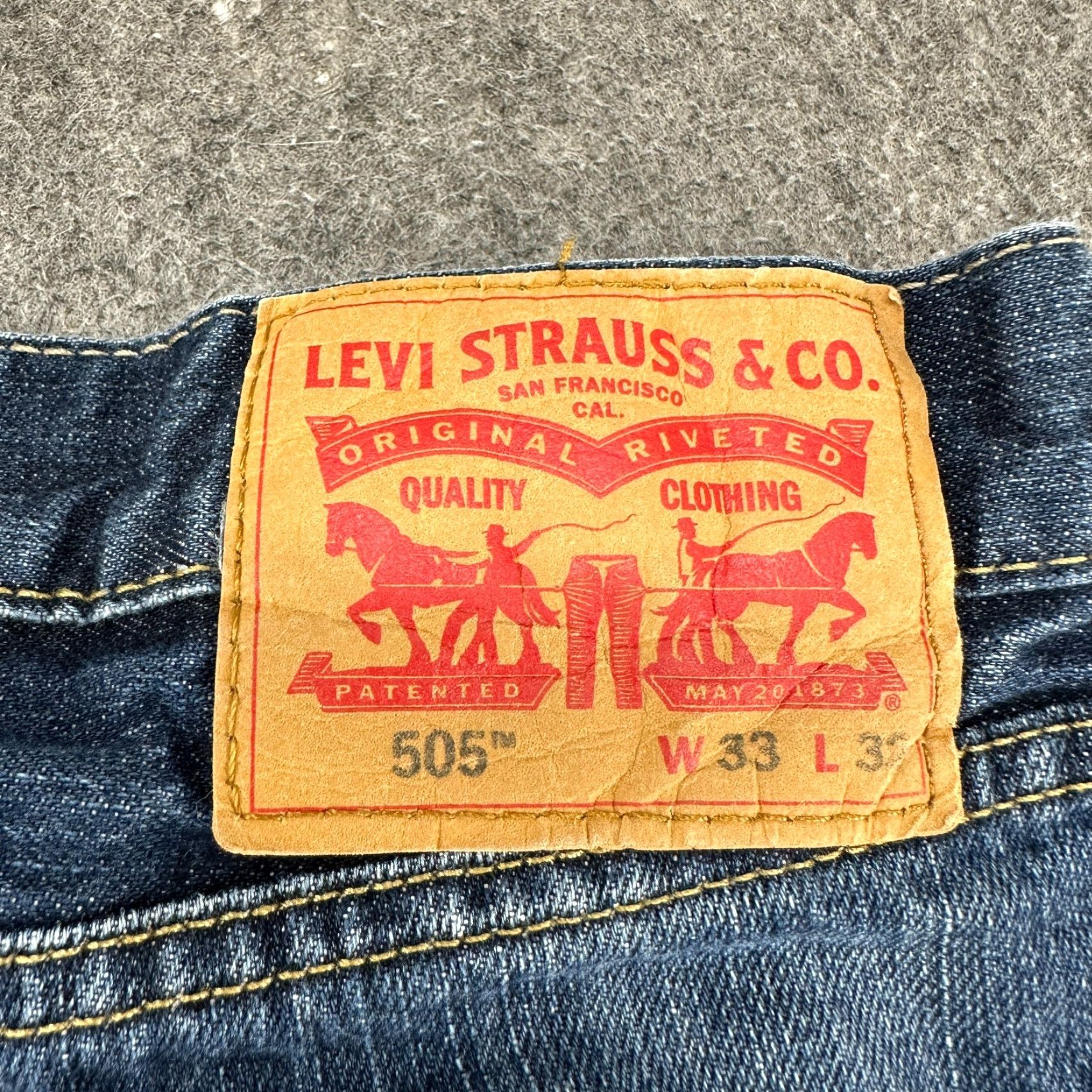 Levi's Levi's 505 Jeans Mens 33x32 Blue Regular Fit Straight Leg Dark Wash Cotton Denim Jeans Size US 33 - 6 Thumbnail
