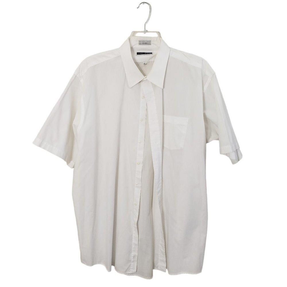 John Weitz CT262 John Weitz Men’s White Short Sleeve Shirt Size 18.5 Size US M / EU 48-50 / 2 - 1 Thumbnail