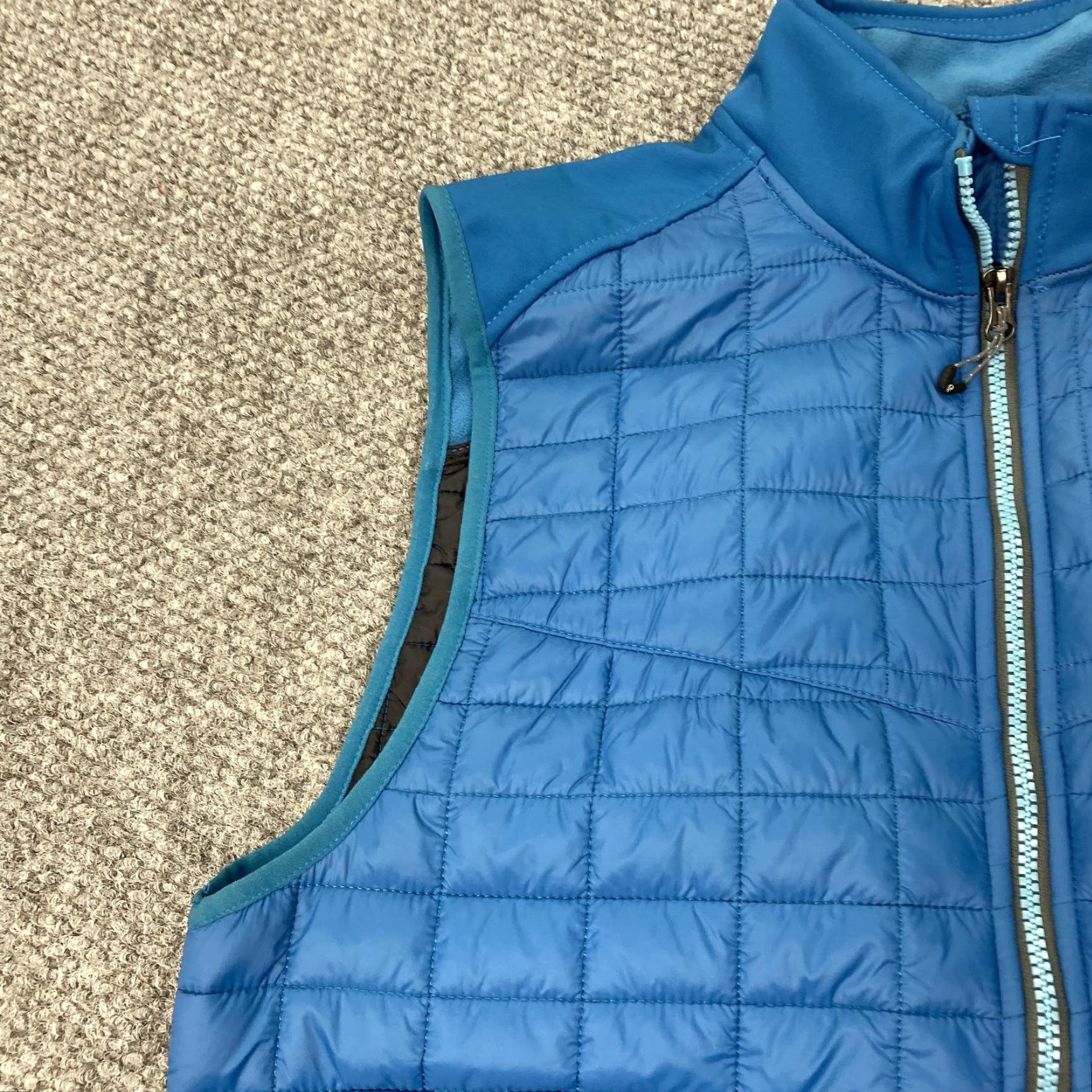 Vintage VINTAGE Little Donkey Andy Vest Womens XL Blue Quilted Softshell Insulated Hybrid Zip Size XL / US 12-14 / IT 48-50 - 4 Thumbnail