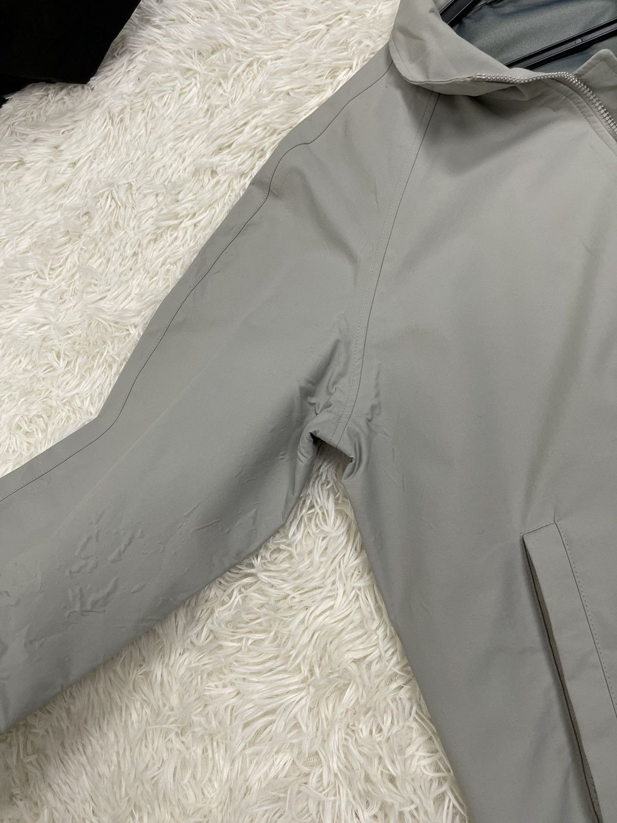 Prada Prada Nylon Shell Gore-Tex Windstopper Jacket 2009 Grey Size US M / EU 48-50 / 2 - 23 Thumbnail