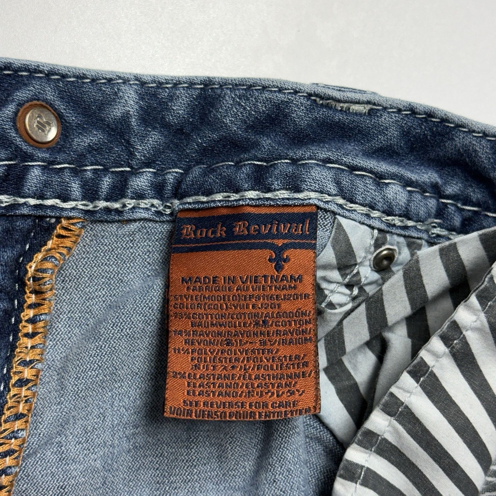 Rock Revival Rock Revival Jeans Womens 30 Blue Yui Easy Straight Rhinesto Size 30" / US 8 / IT 44 - 10 Thumbnail