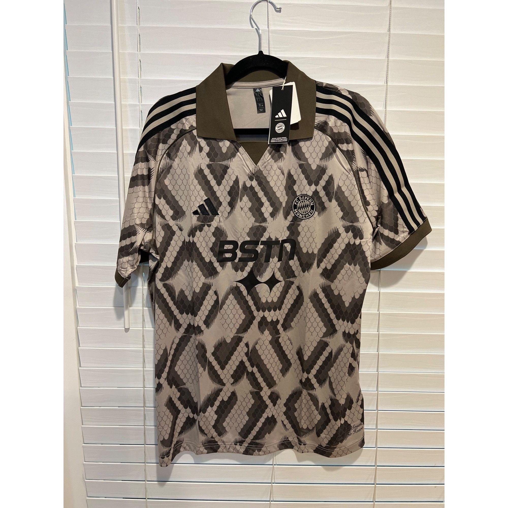 Adidas Adidas FC Bayern Munich BSTN Jersey - NWT - Size XXL Size US XXL / EU 58 / 5 - 3 Thumbnail