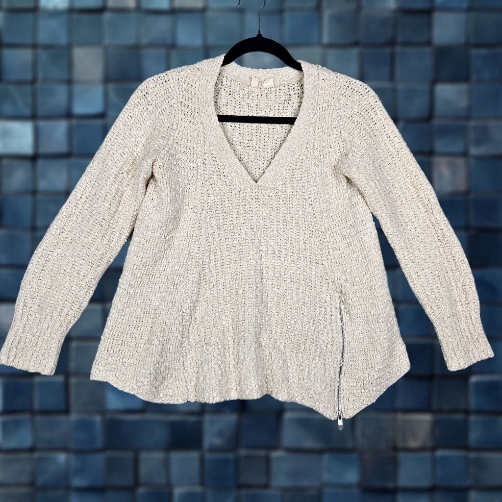 Anthropologie Anthropologie Sweater Shirt? (No, keep consistent) Size S / US 4 / IT 40 - 1 Thumbnail