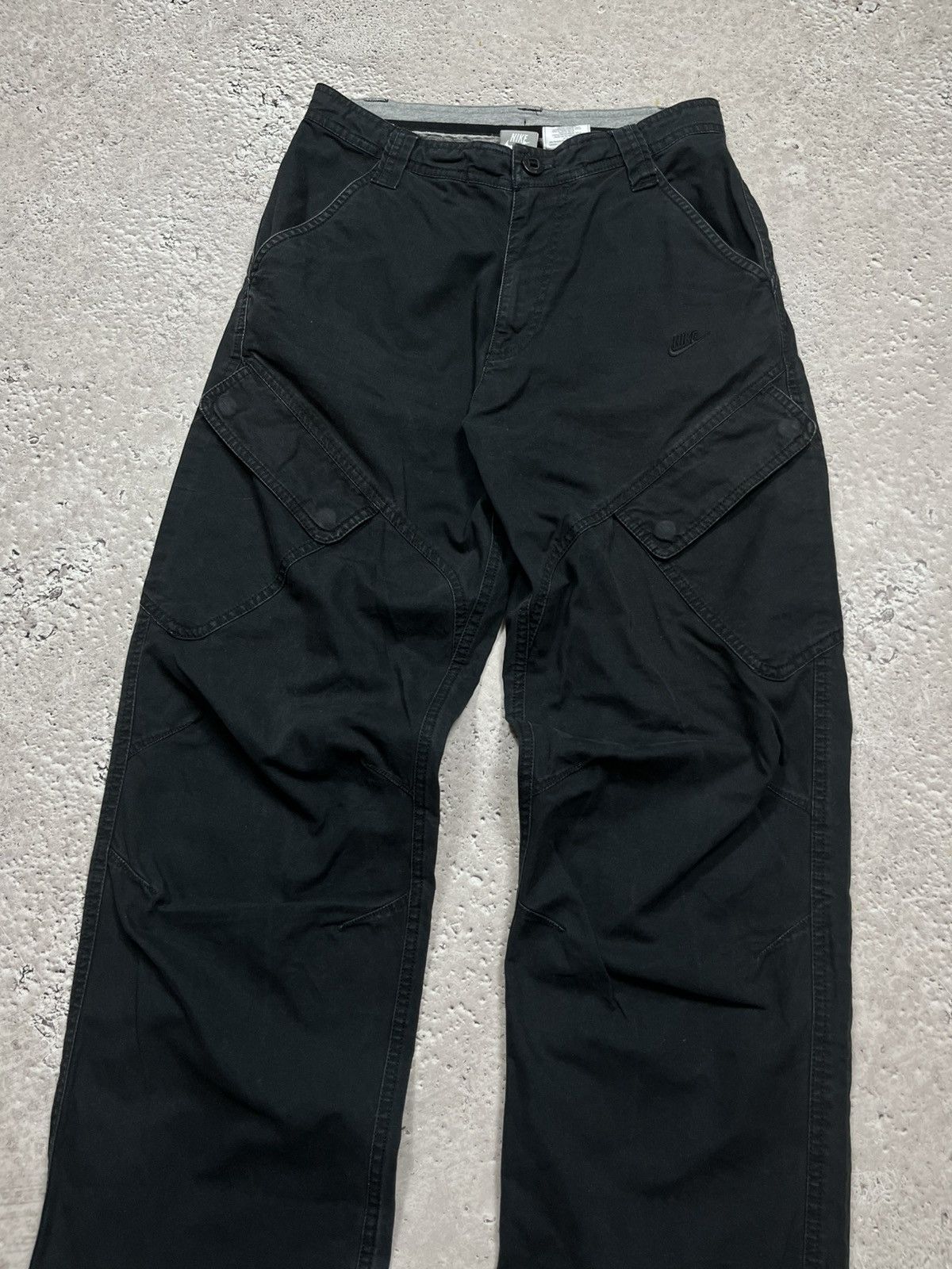 Nike × Vintage Vintage Nike Sportswear Black Utility Cargo Pants 30 Size US 30 / EU 46 - 4 Thumbnail