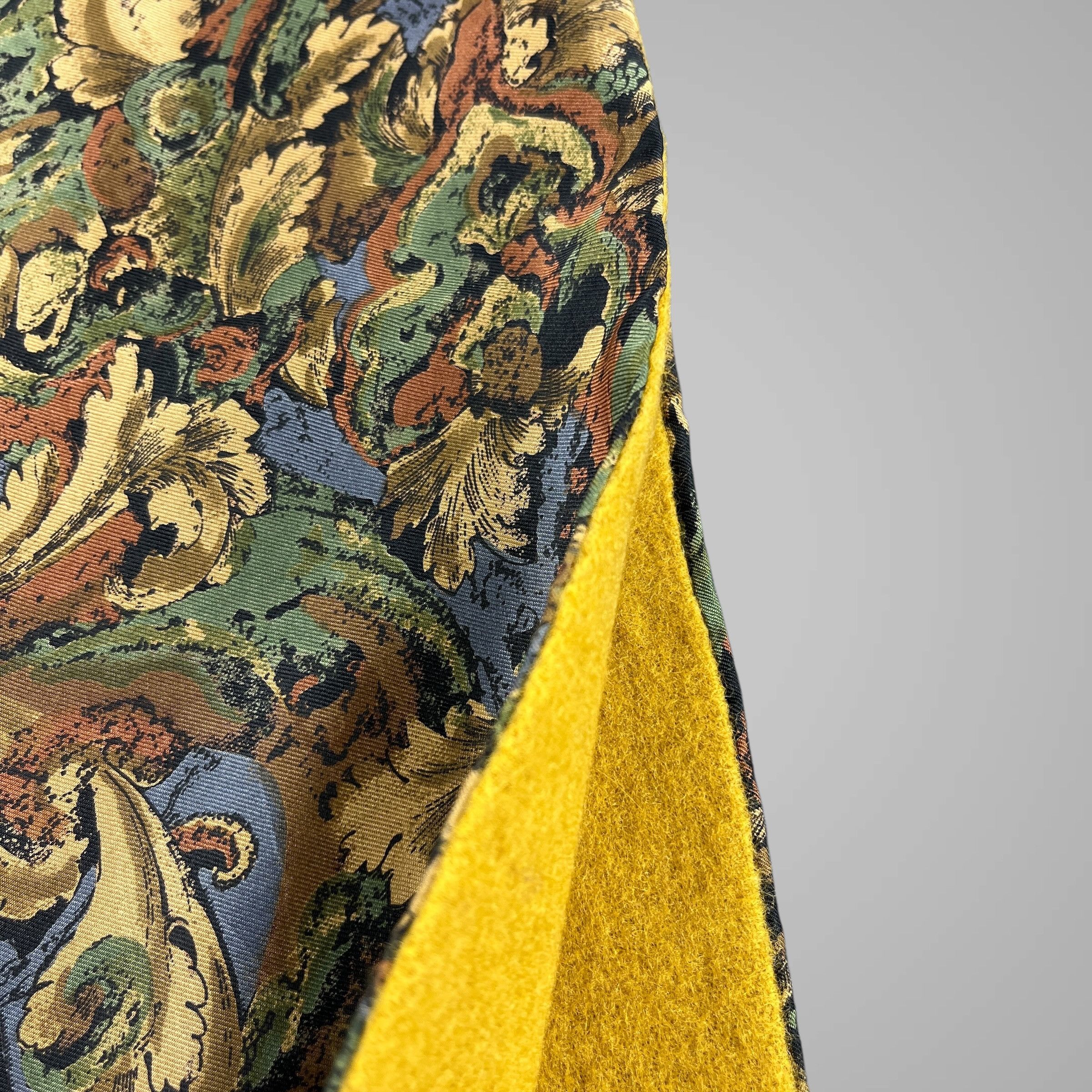 Pierre Balmain Pierre Balmain Silk Scarf / Muffler / Neckwear K012 Size ONE SIZE - 6 Thumbnail