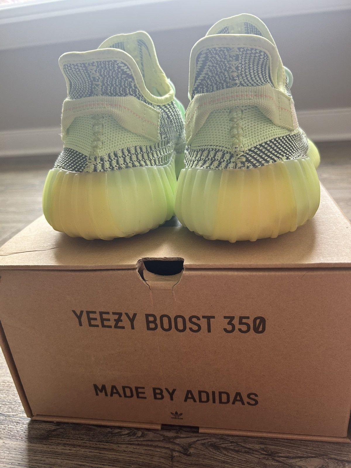 Yeezy Yeezy Boost 350 V2 Size US 13 / EU 46 - 4 Thumbnail