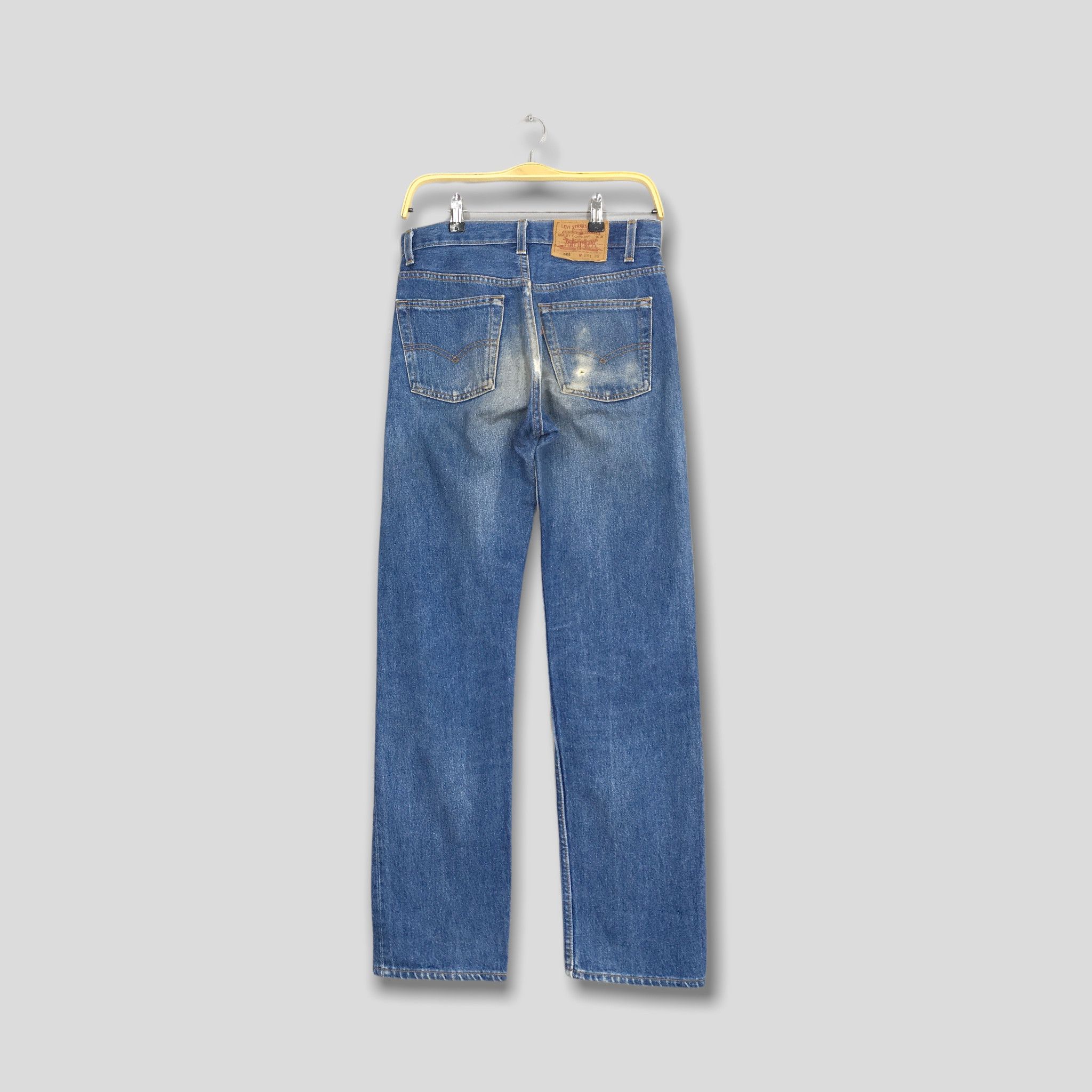 Size 29x31 Vintage Levi\'s 501 Stonewash Faded Blue Jeans
