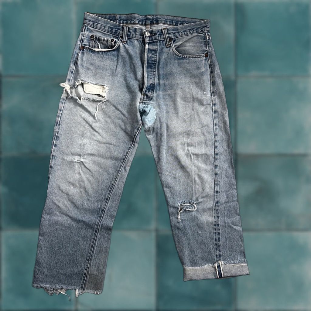 Levi's VINTAGE Levi's 501 Jeans Mens Regular 36x30 Blue Cotton Denim Distressed 80s USA Redline Selvedge Thrashed 36x30 Act 33x26 Size US 36 / EU 52 - 1 Thumbnail