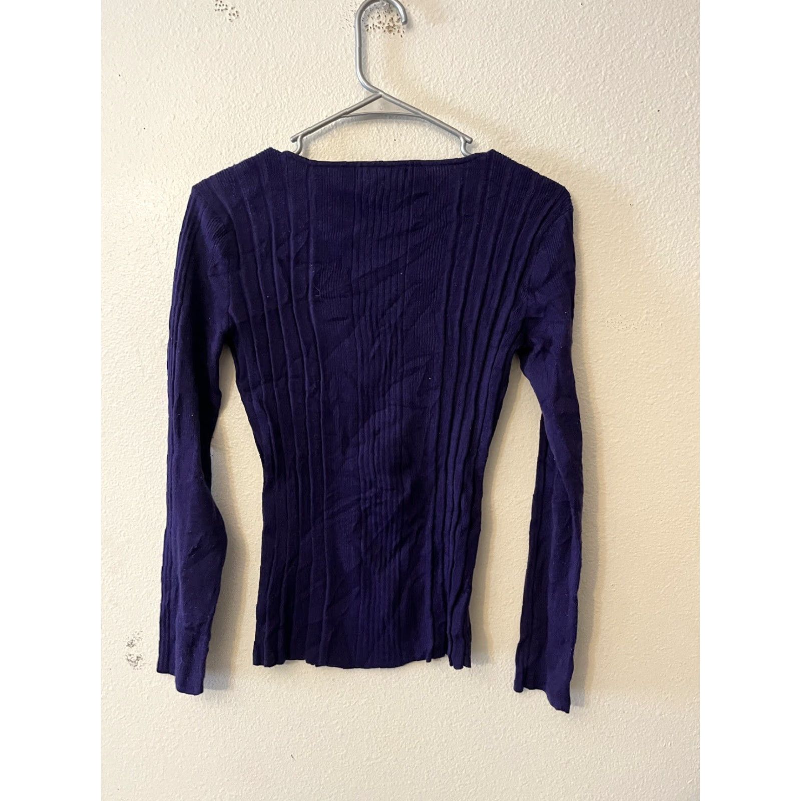 Vintage New York & Company Sweater Hoodie V-Neck Long Sleeve Purple S Womens Pullover Knit Winter Fall - 90s? Size S / US 4 / IT 40 - 3 Thumbnail