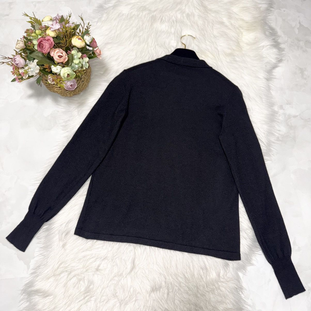 Chanel Genuine Chanel Camellia Cashmere Long Sleeve Knit Sweater 38 Size XS / US 0-2 / IT 36-38 - 3 Thumbnail