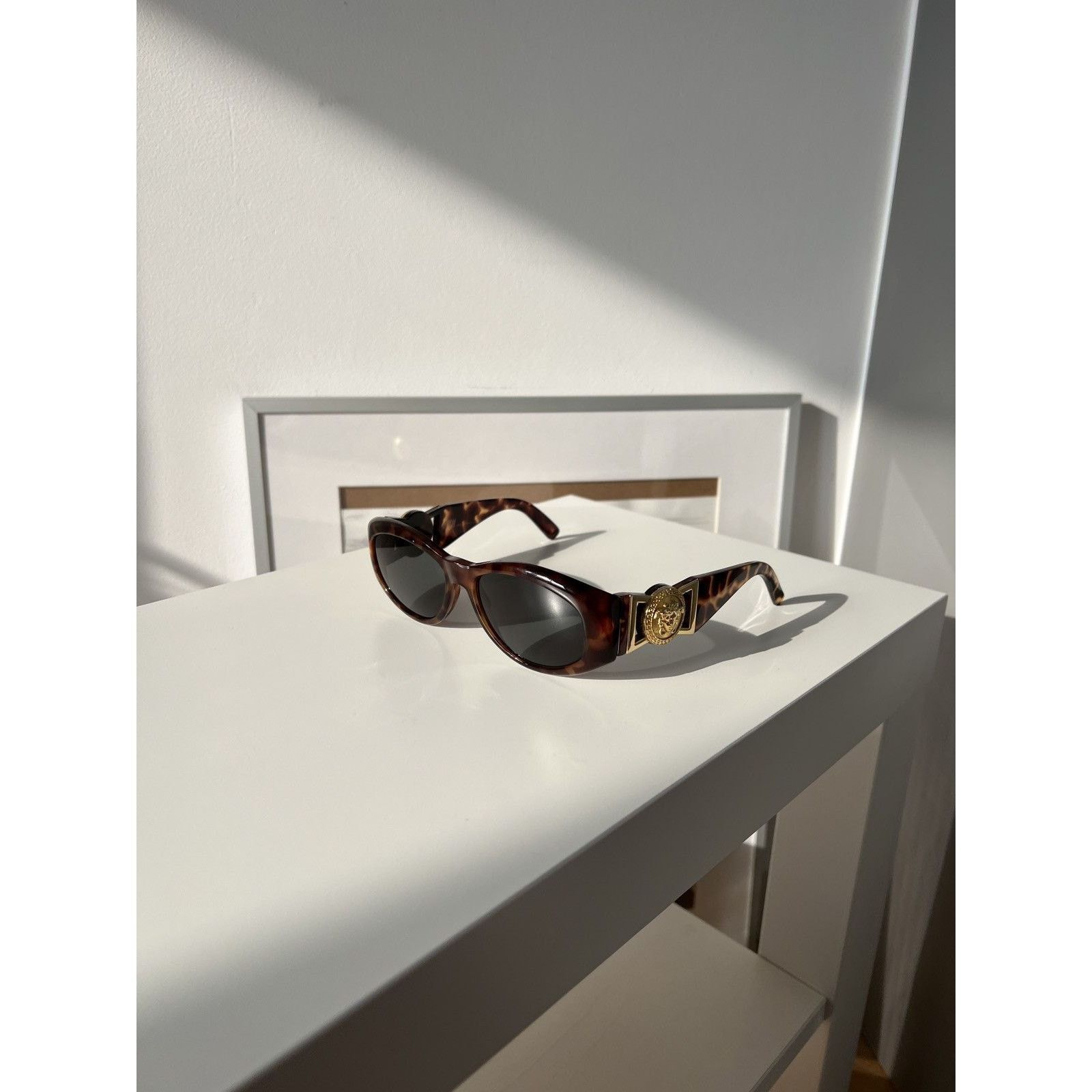 Versace Vintage gianni versace medusa logo mod 424 gold sunglasses Size ONE SIZE - 1 Thumbnail