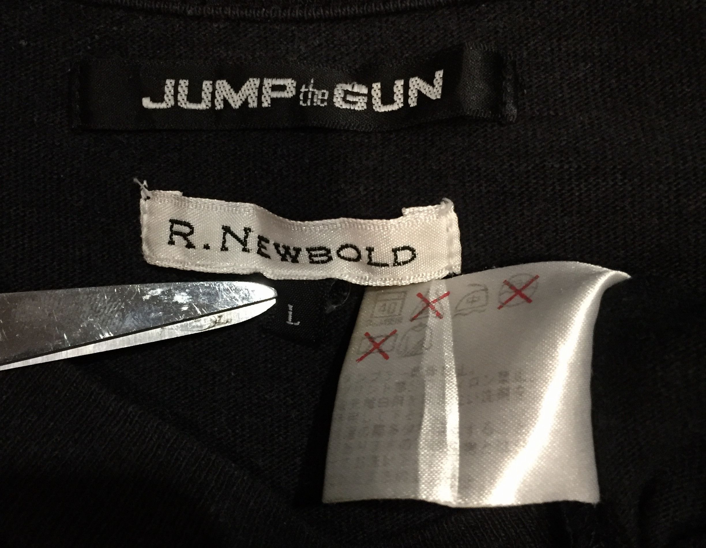 R.Newbold JUMP THE GUN R NEWBOLD DESIGNER BRAND TSHIRT Size US L / EU 52-54 / 3 - 5 Thumbnail