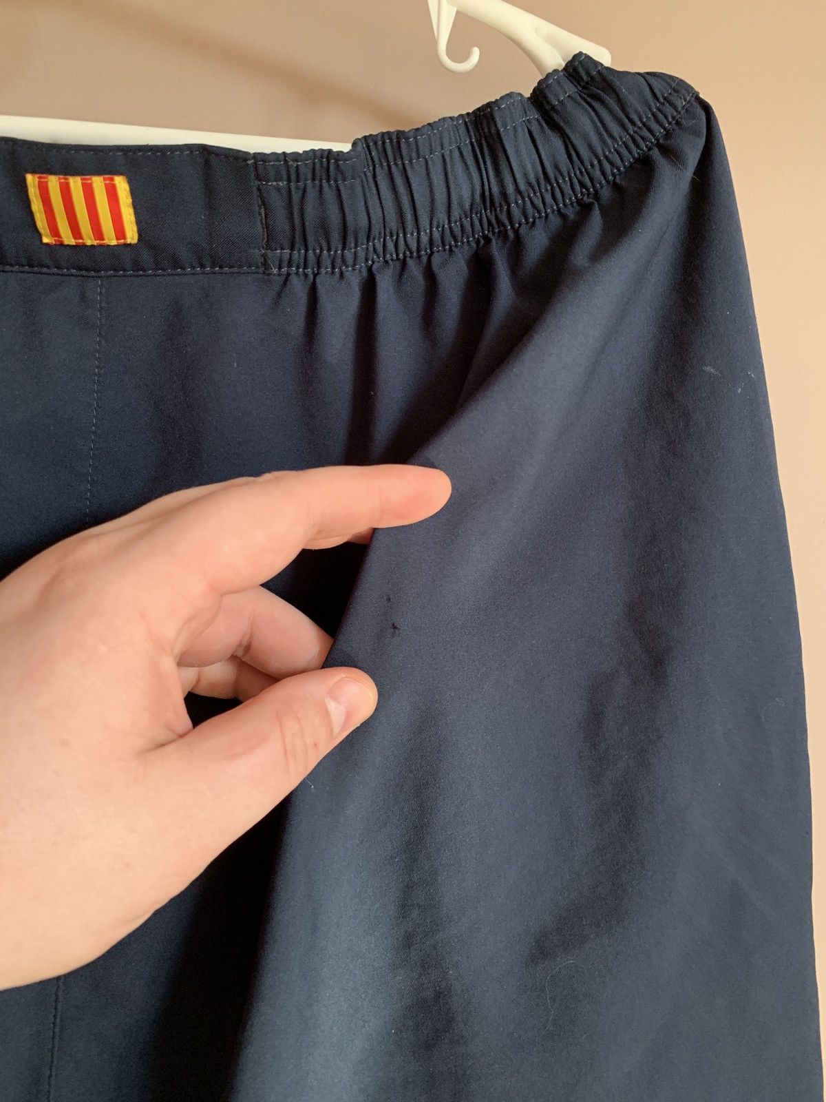 Vintage Fc Barcelona vintage navy blue pink soccer shorts Nike Size US 38 / EU 54 - 8 Thumbnail