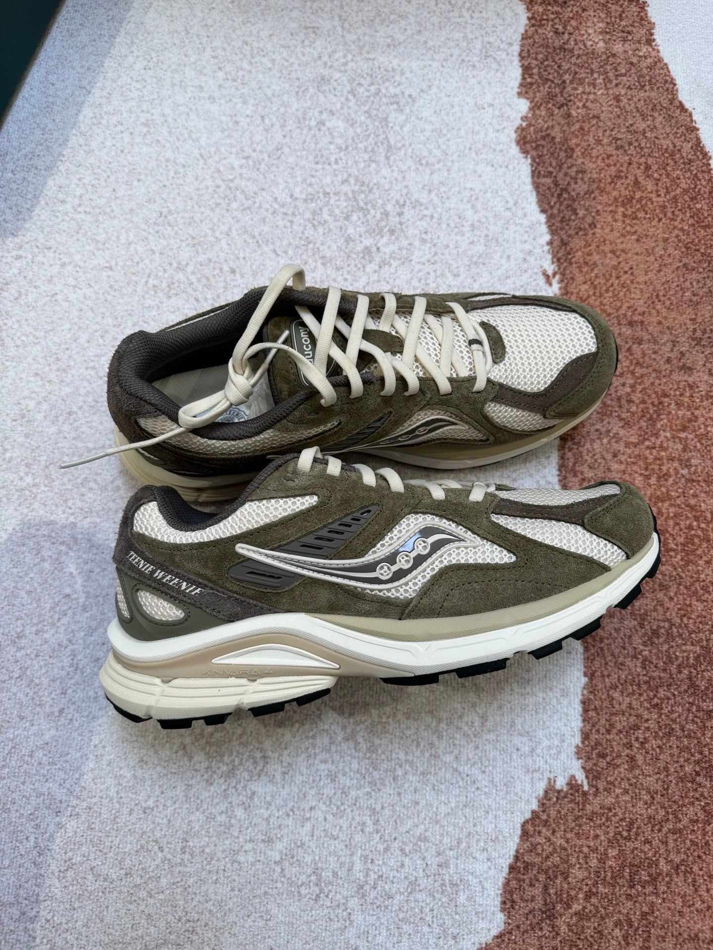 Saucony Teenie Weenie x Saucony Kinvara 4 Re Size US 8 / EU 41 - 3 Thumbnail