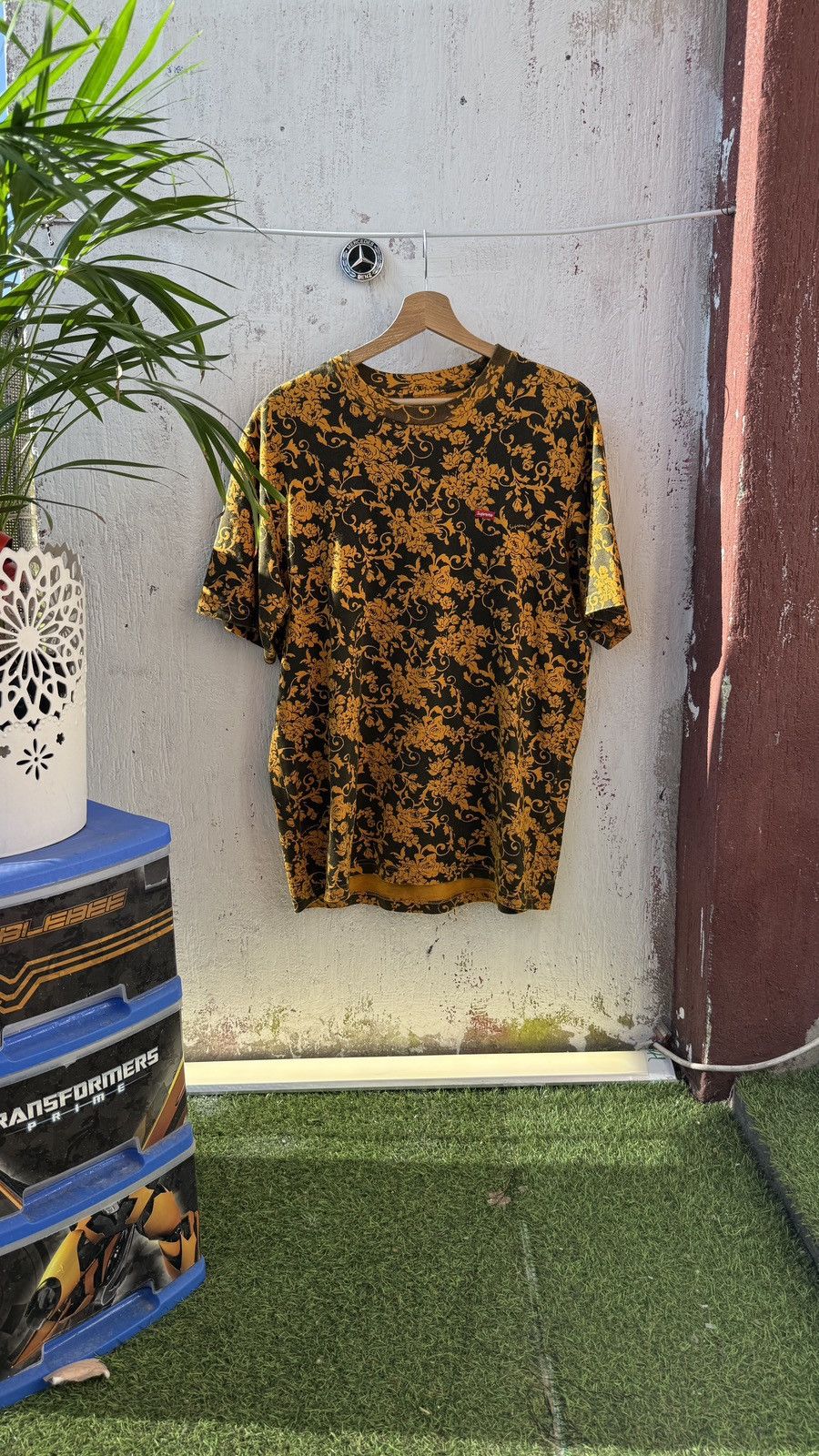 Supreme Floral Box Logo | Grailed