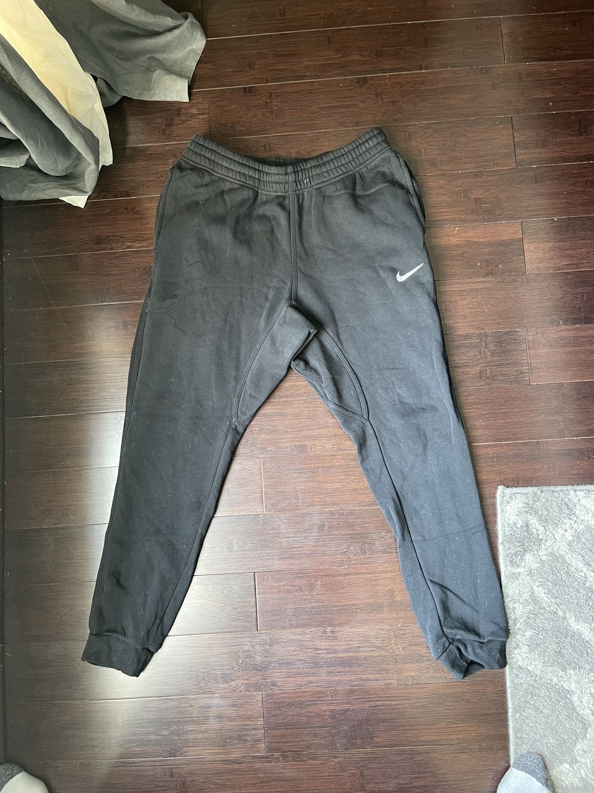 Nike NIKE SWEAT PANTS Size US 34 / EU 50 - 1 Thumbnail