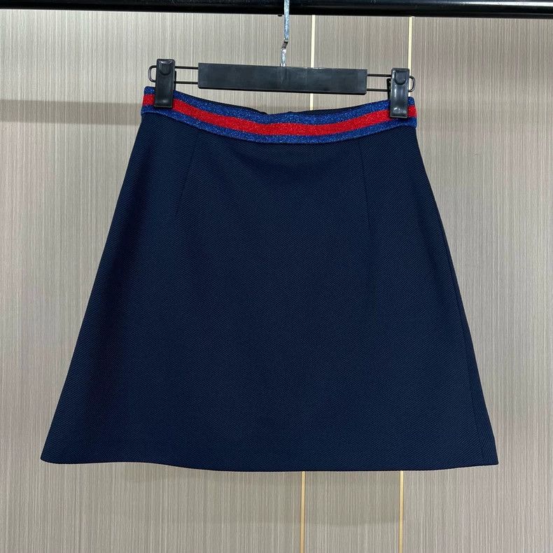 Gucci Gucci Size XS Short skirt with lace flap 2504-Nextarrow Size 24" / US 00 / IT 34 - 2 Thumbnail