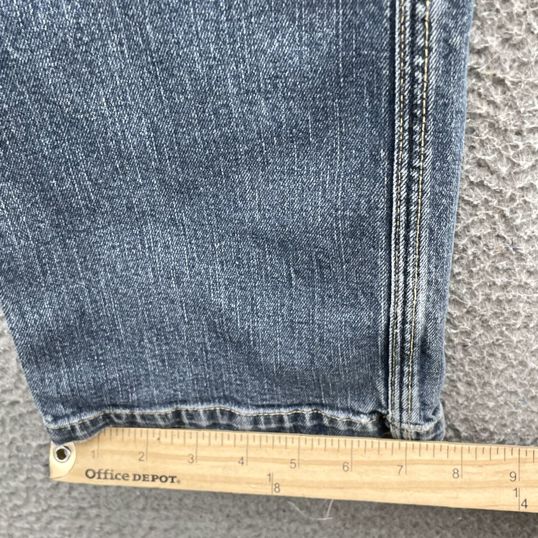 Mountain Khakis Mountain Khakis Jeans Mens 30x32 Straight Whisker Western Outdoor Workwear Gorp Blue Denim Cotton Spandex 5-Pocket Mens Regular Jeans Size US 30 / EU 46 - 5 Thumbnail