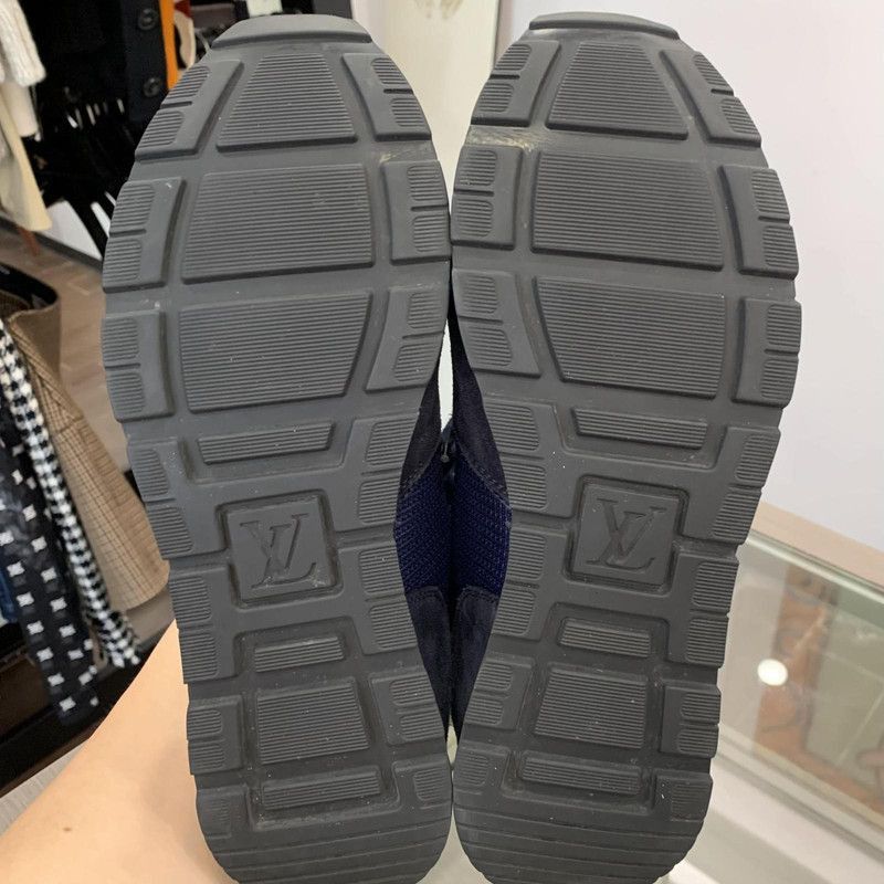 Louis Vuitton Louis Vuitton Low-Top Athletic Shoes for Men - Size US 8 / EU 41 - 5 Thumbnail