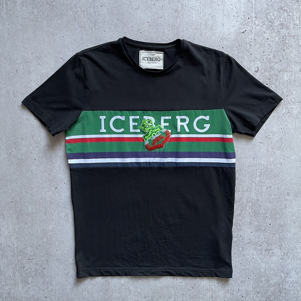 Iceberg Iceberg since 1974 Size US S / EU 44-46 / 1 - 1 Thumbnail