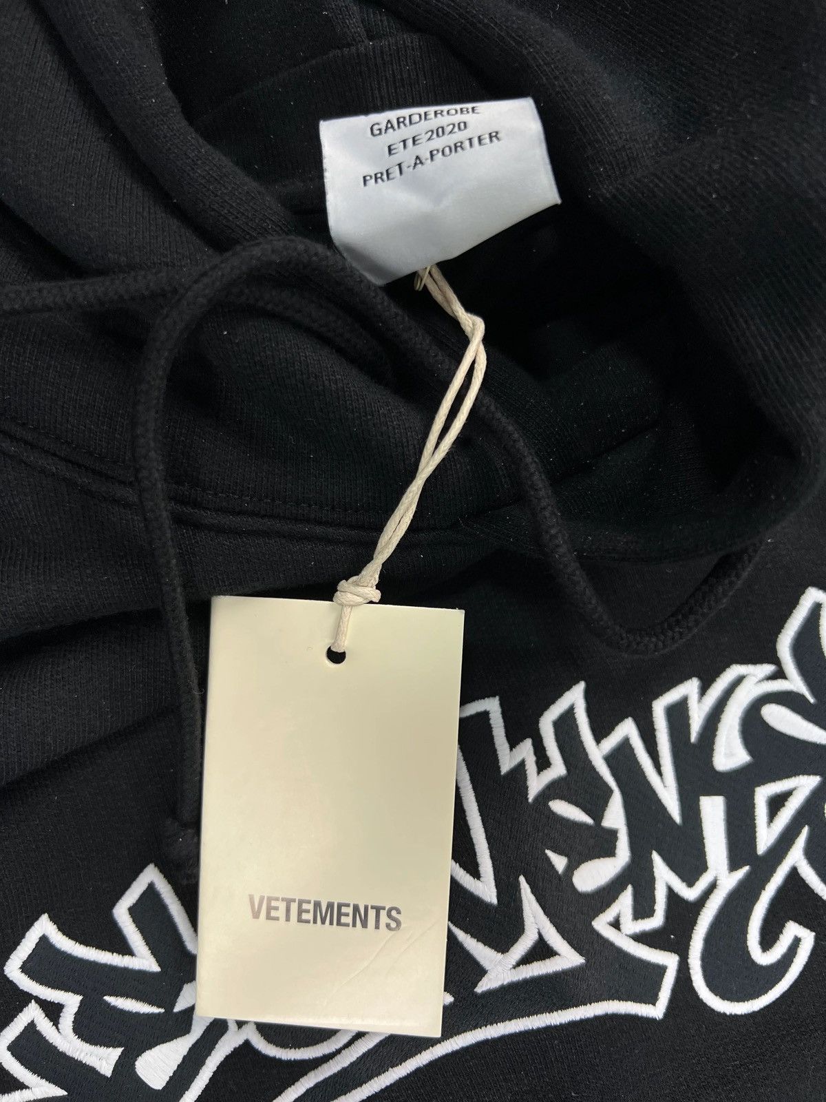 Vetements Vetements Graffiti Hoodie Size US L / EU 52-54 / 3 - 6 Thumbnail