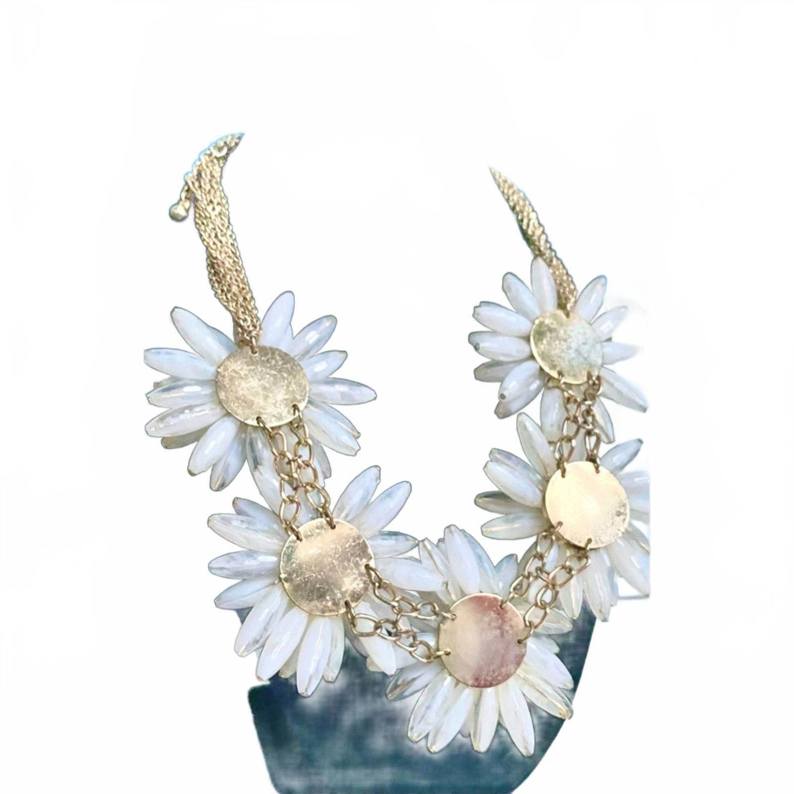Ted Baker Ted Baker for Talbots “Aster Burst” White Floral Necklace Size ONE SIZE - 4 Thumbnail