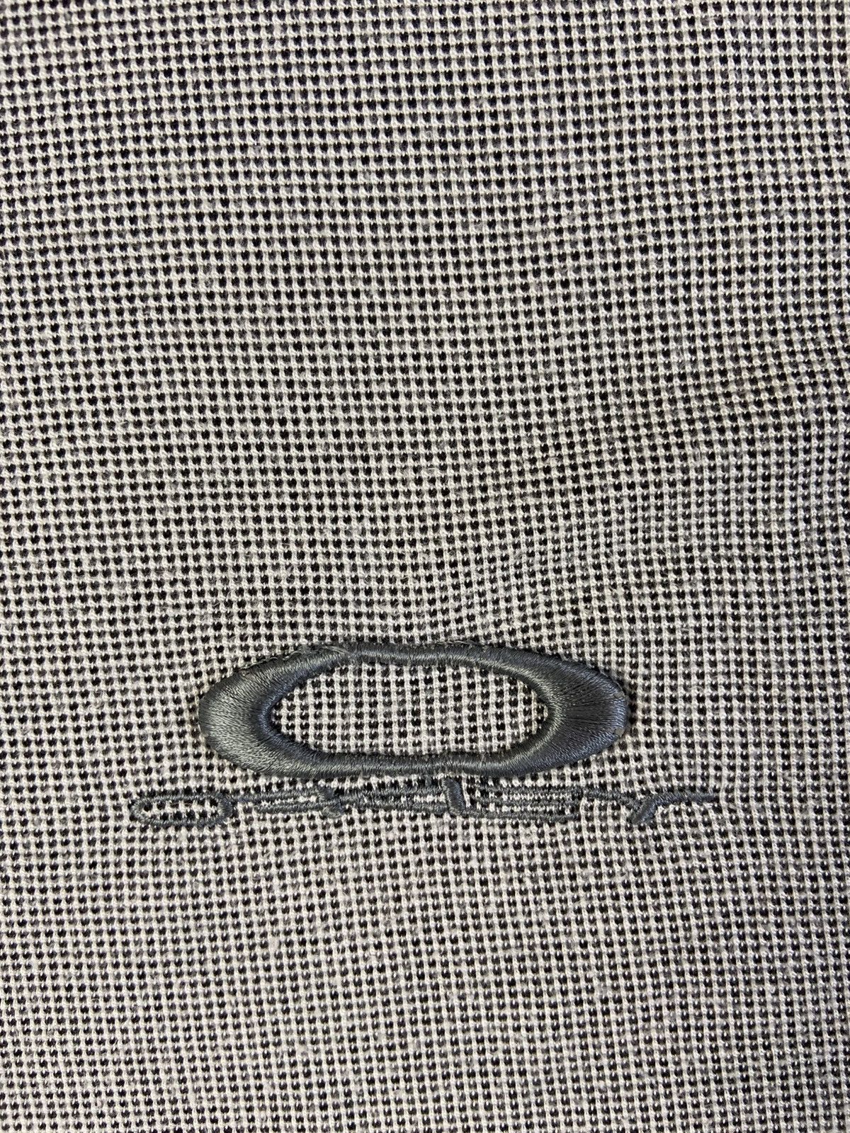 Oakley Vintage 00s Oakley Software Waffle Knit T-Shirt Size US L / EU 52-54 / 3 - 4 Thumbnail