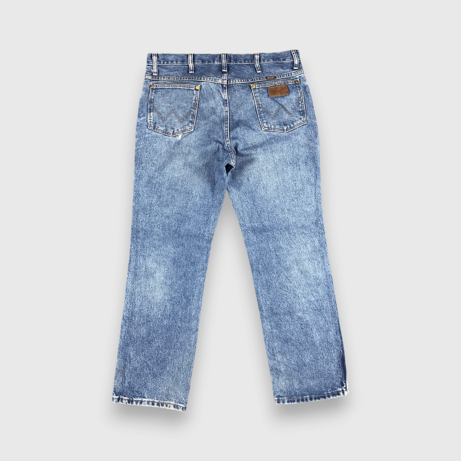 Vintage Vintage Blue Wash Wrangler Jeans-J2102 Size US 36 / EU 52 - 2 Thumbnail