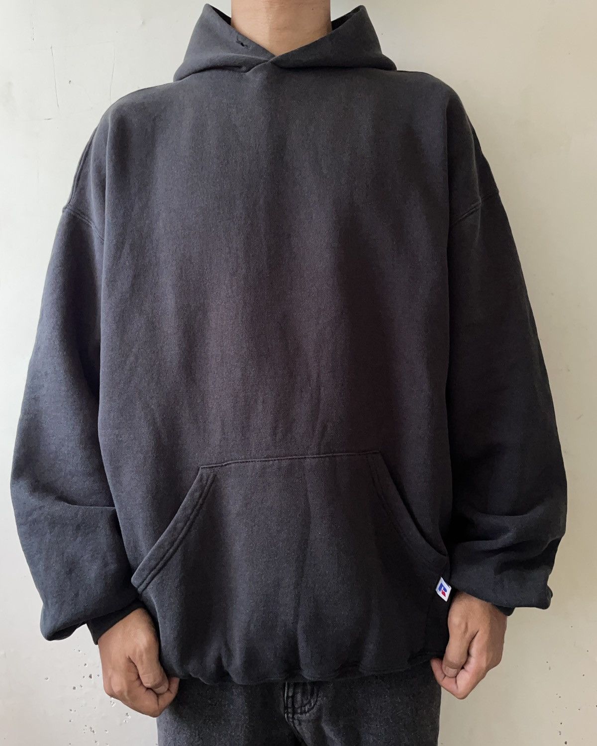 Russell Athletic Vintage 2000s Blank Black Russell Athletic Hoodie Size US XL / EU 56 / 4 - 4 Thumbnail