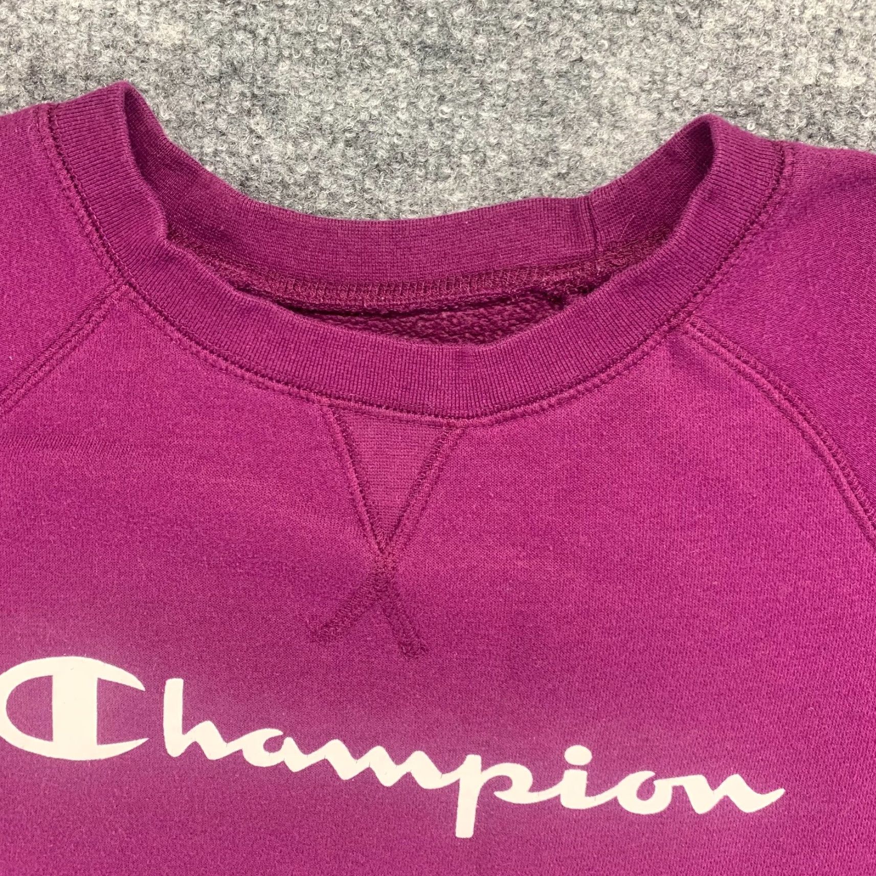 Champion Champion Sweatshirt Womens Medium Purple Pullover Long Sleeve Athletic Logo Size M / US 6-8 / IT 42-44 - 4 Thumbnail