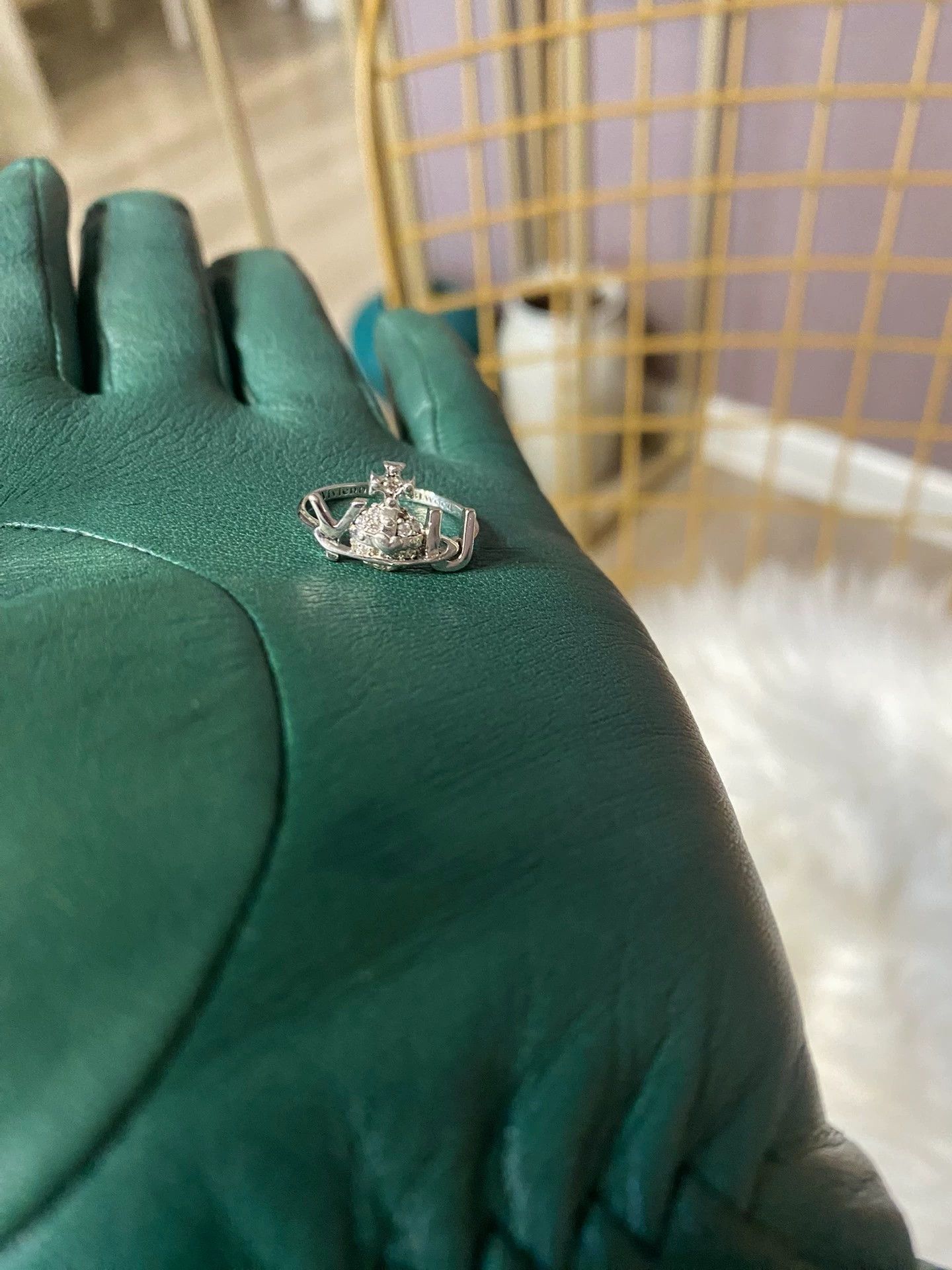 Vivienne Westwood Vivienne Westwood Heart Series Silver Ring Size ONE SIZE - 1 Thumbnail