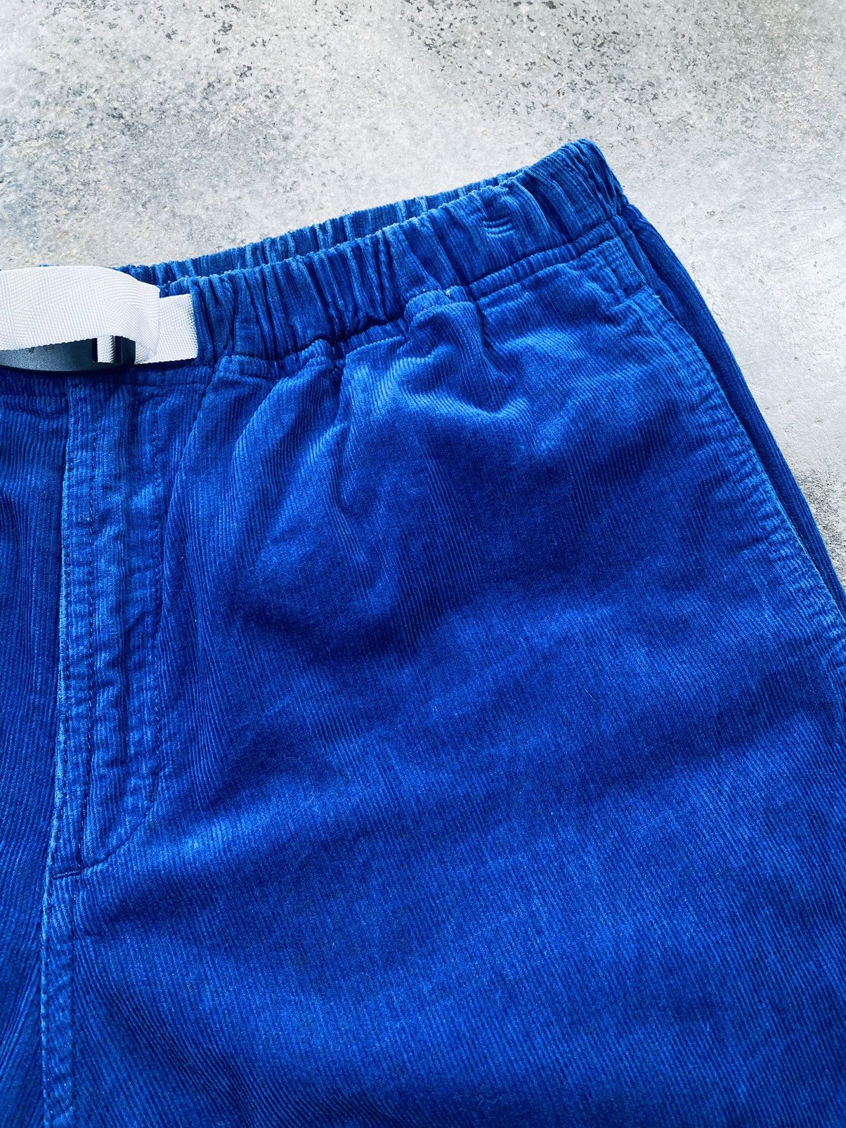 Gramicci Vintage Gramicci Blue Corduroy Short Pants Size US 29 - 15 Thumbnail