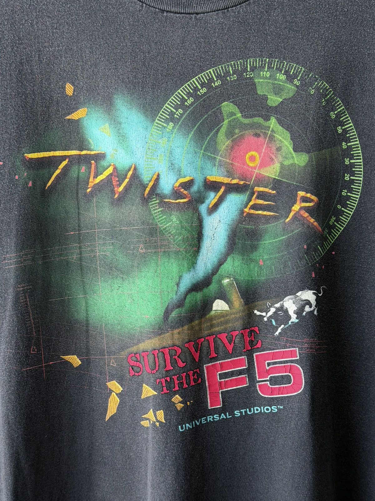 Vintage Vintage 90s Twister Universal Studios Promo T-Shirt Tee Size US XL / EU 56 / 4 - 3 Thumbnail