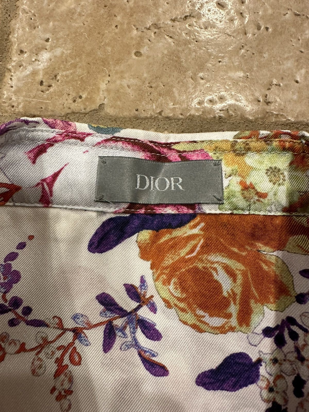 Dior Dior x Kaws Kim Jones Silk Floral Button Up Bee Logo Shirt Size US M / EU 48-50 / 2 - 8 Thumbnail