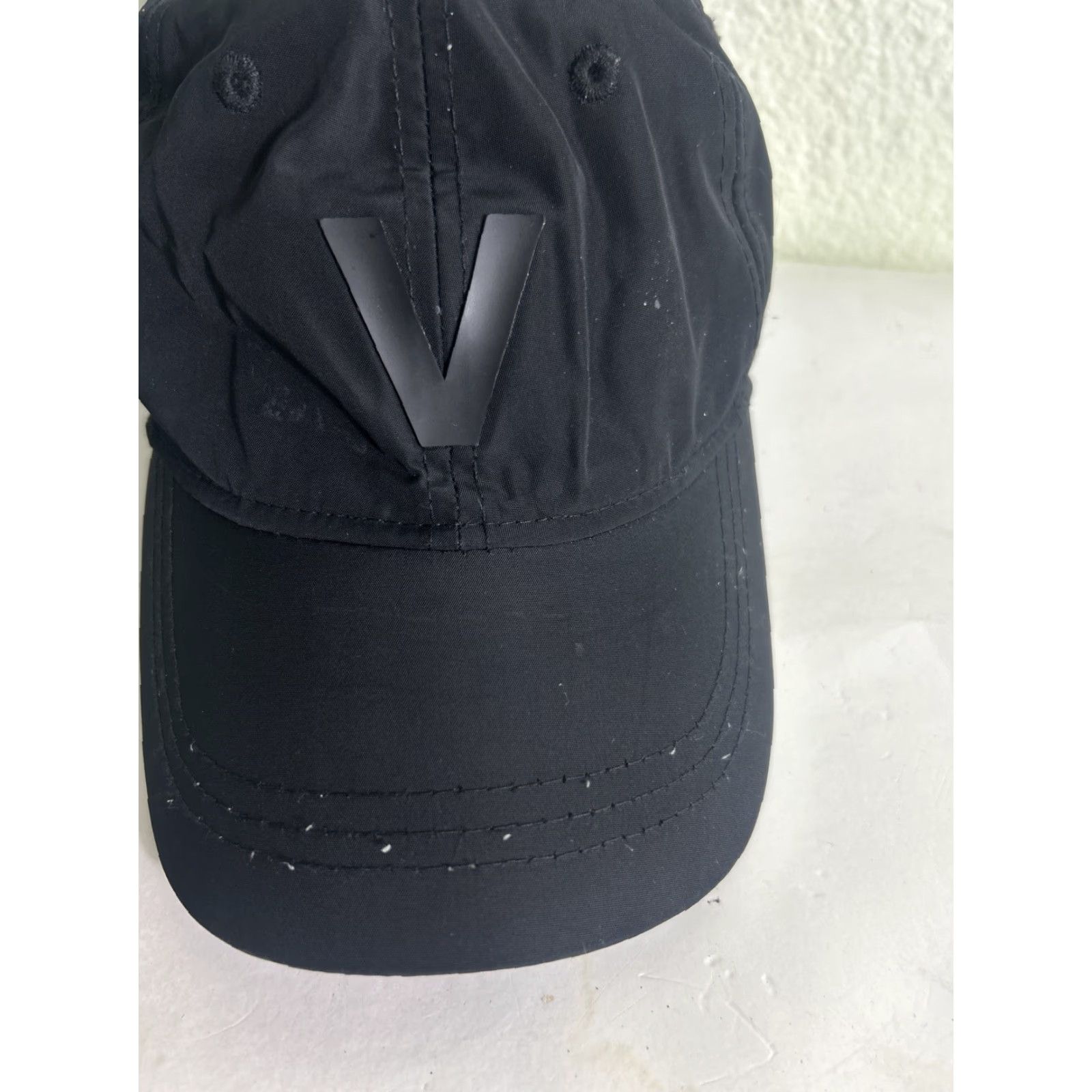 Vintage Vooray Strapback Baseball Hat Black Polyester Adjustable Men One Size Stains Hat Size ONE SIZE - 4 Thumbnail