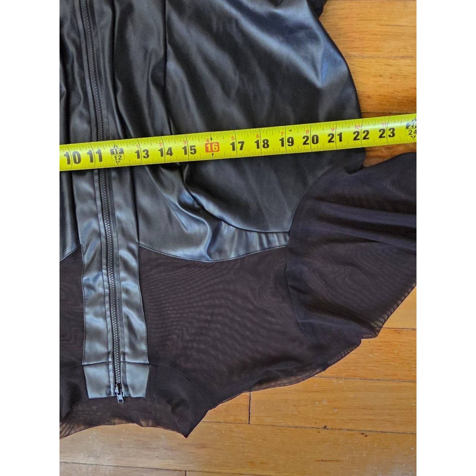 Achilles Ion Gabriel Ashley Stewart Faux Leather Top Long Sleeve Black 1X A001933 Size ONE SIZE - 6 Thumbnail