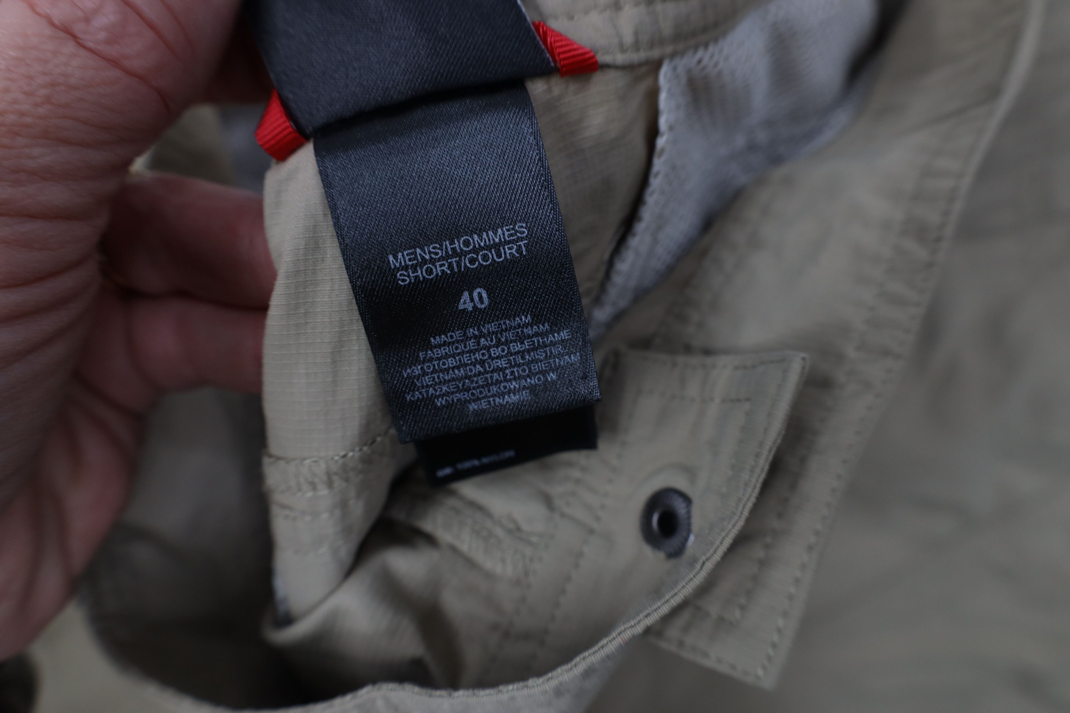 The North Face Vintage Y2K The North Face Spell Out Trekking Shorts Beige Size US 40 / EU 56 - 10 Thumbnail