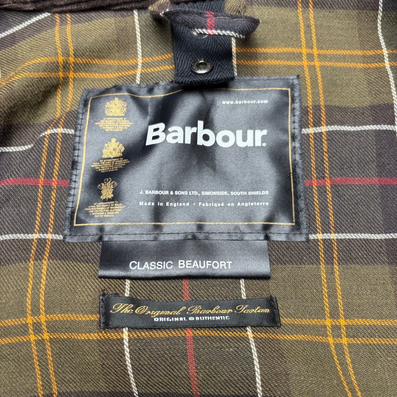 Barbour Barbour Classic Beaufort Waxed Lined Jacket Men's C46 A830 Size US XL / EU 56 / 4 - 4 Thumbnail