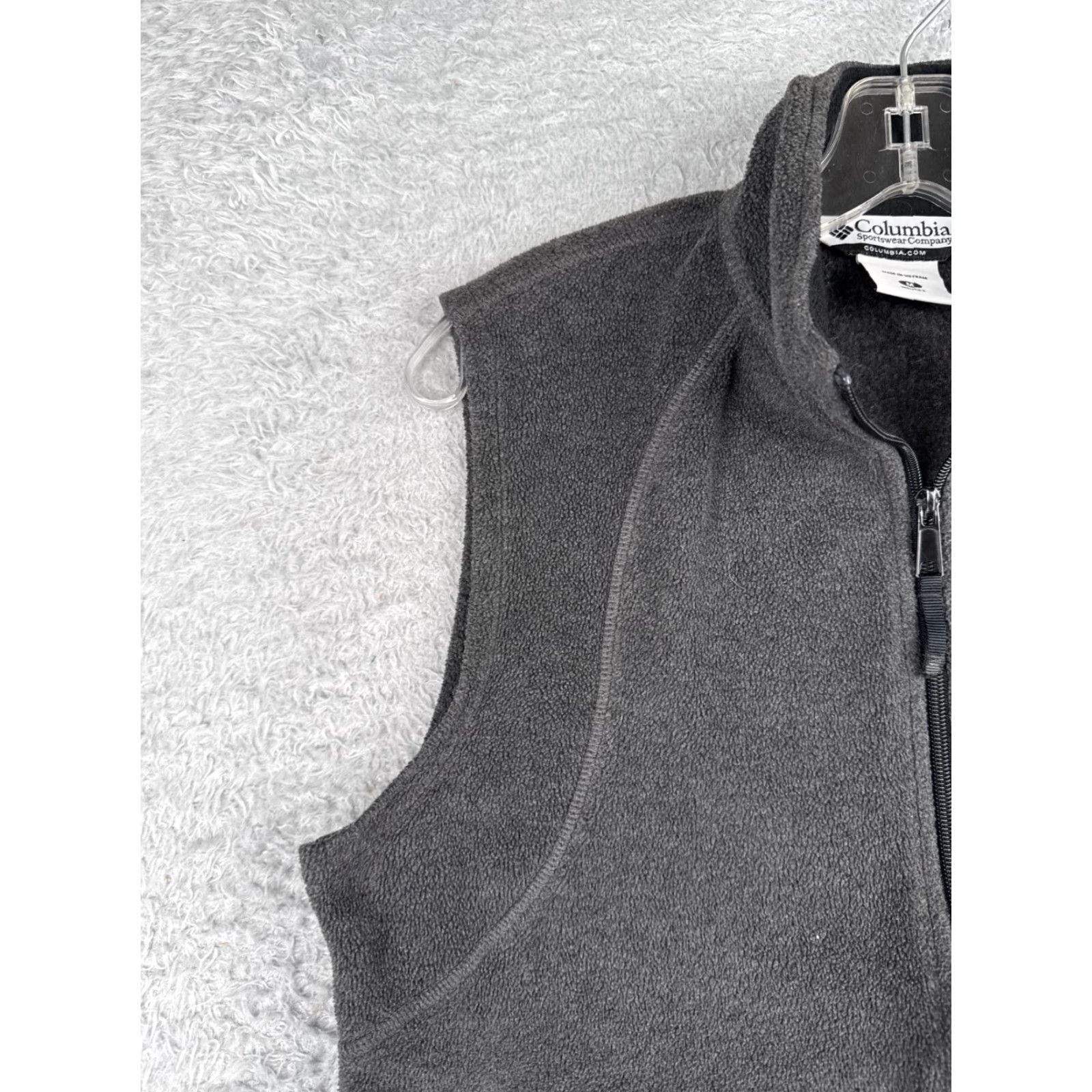 Vintage Columbia Vest Women Medium Gray Fleece 100% Polyester Full Zip Walking Golf Womens Size M / US 6-8 / IT 42-44 - 3 Thumbnail